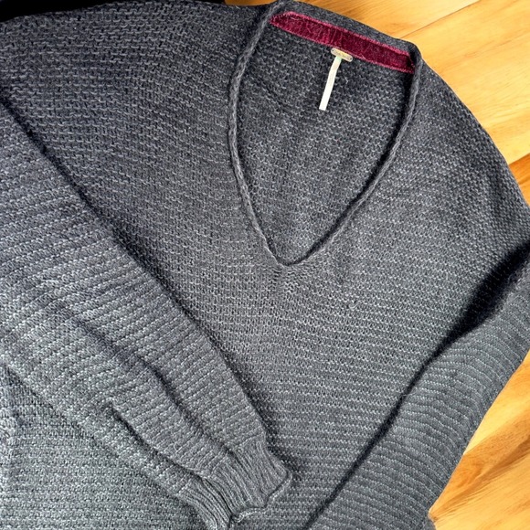 Free People Alpaca Sweater Women L Gray V Neck Knit Cotton Blend Travel Work - Picture 1 of 9